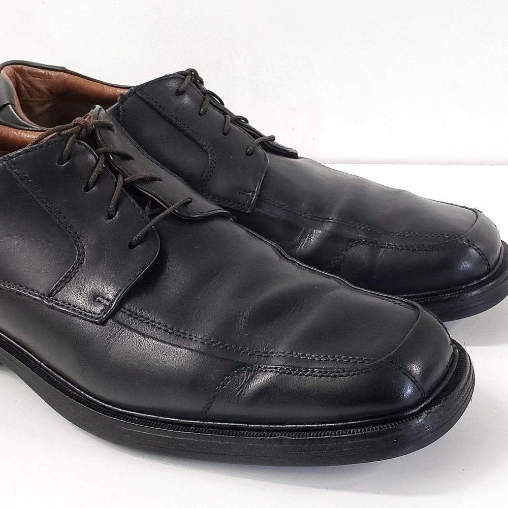 Johnston & Murphy XC4 Size 10.5 Black Sheepskin DualWidth Waterproof EUC.